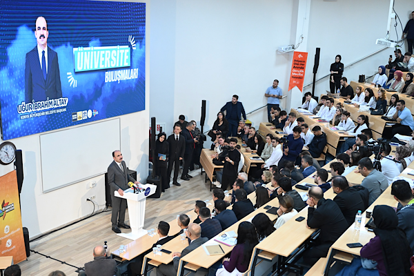 Konya’dan üniversite öğrencilerine 15 bin lira eğitim desteği