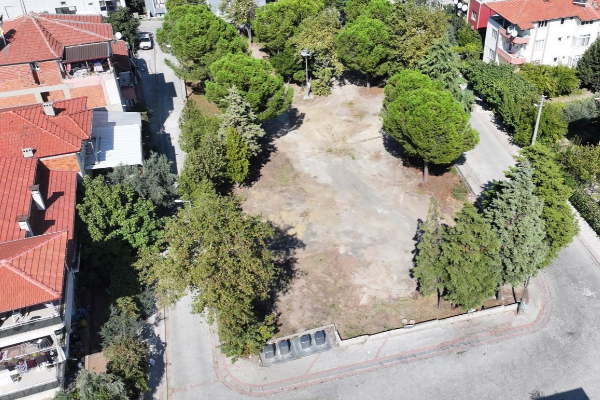 Pamukkale’de park ve basketbol sahaları yenileniyor
