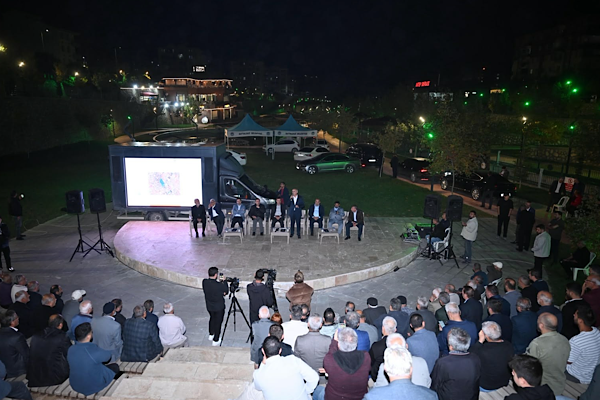Malatya’da “Vatandaş Soruyor, Başkan Cevaplıyor” programı düzenlendi