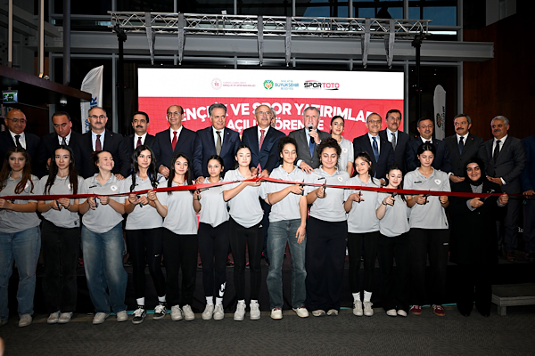 Malatya’da gençlik ve spor yatırımlarının açılışı yapıldı
