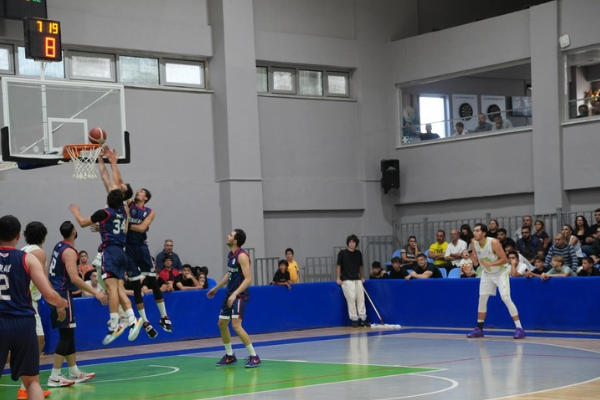 ÇBSK, sezonun ilk maçında Titan Akademi’yi 82-55 mağlup etti