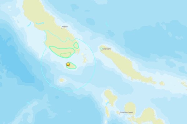 Papua Yeni Gine’de deprem