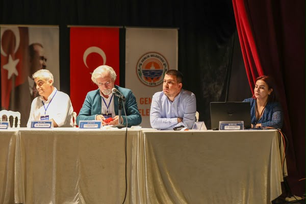 Uluslararası Gemlik Sempozyumu başladı