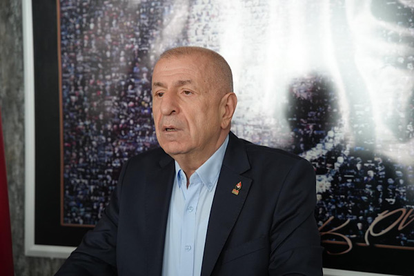 Özdağ: Muhtarlar devlet arasında köprü ve demokrasinin temel taşıdır