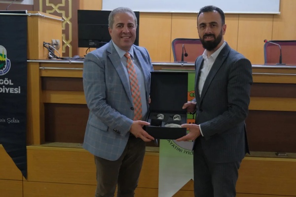 İnegöl’de Aile Okulu seminerleri sürüyor